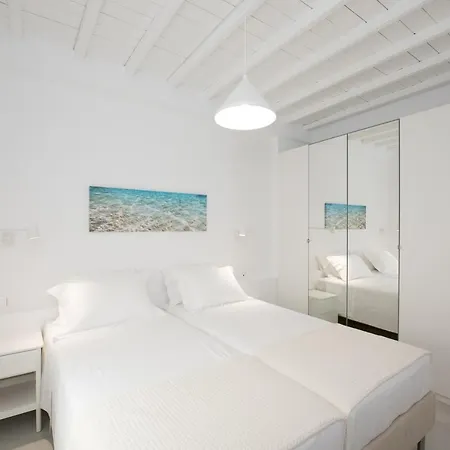 Nireas Mykonos Downtown