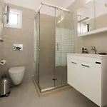 Nireas Mykonos Downtown Apartment *