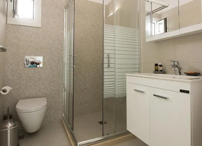 Nireas Mykonos Downtown Апартаменты *